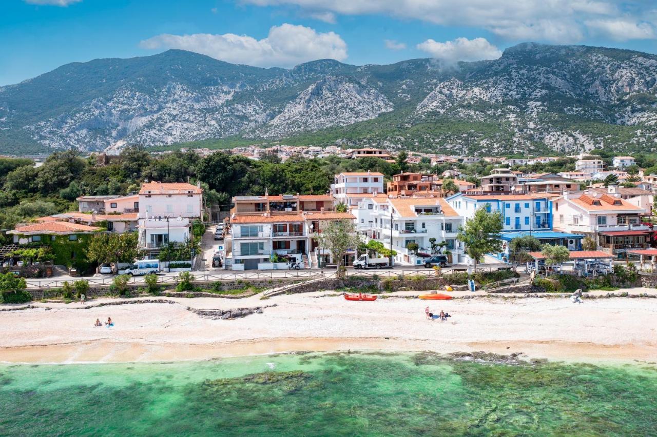 Casa Sulla Spiaggia Cala Gonone Luaran gambar